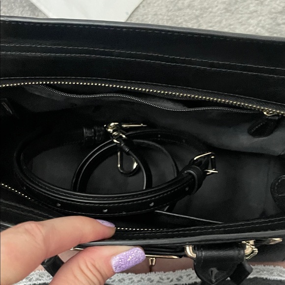 Coach Black Textured Leather Swagger Bag. Medium size EUC - Picture 6 of 6